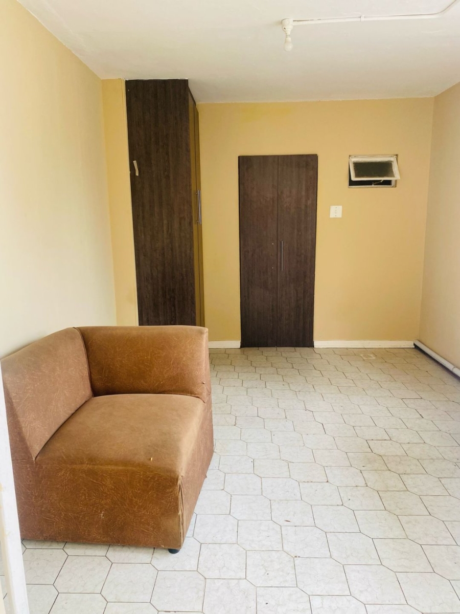To Let  Bedroom Property for Rent in Germiston South Gauteng