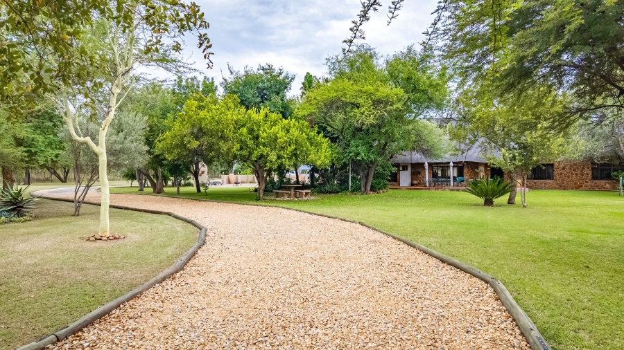 Commercial Property for Sale in Dinokeng Game Reserve Gauteng