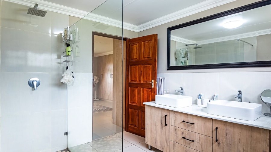 Commercial Property for Sale in Dinokeng Game Reserve Gauteng