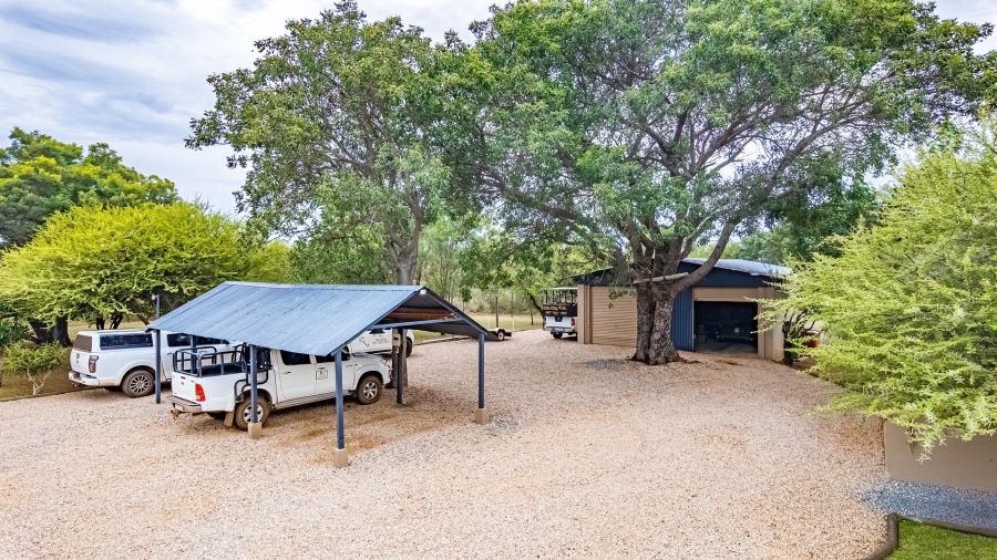 Commercial Property for Sale in Dinokeng Game Reserve Gauteng