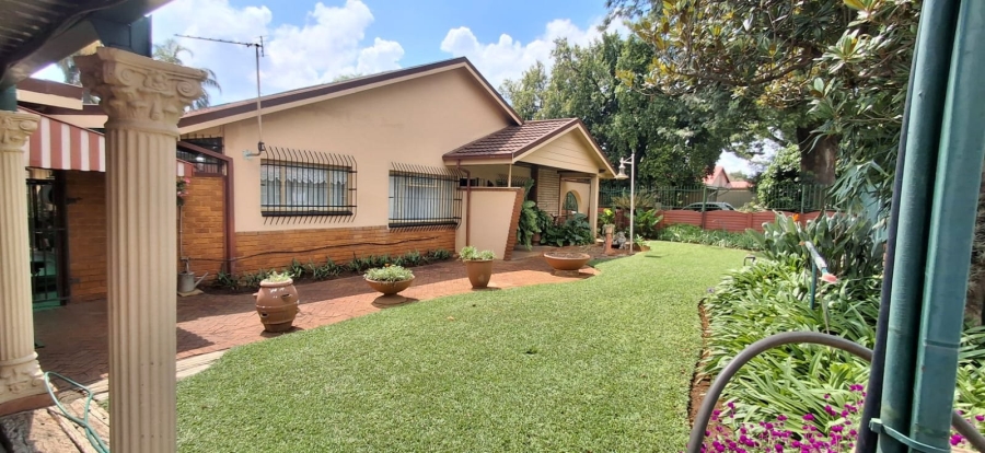 3 Bedroom Property for Sale in Sinoville Gauteng
