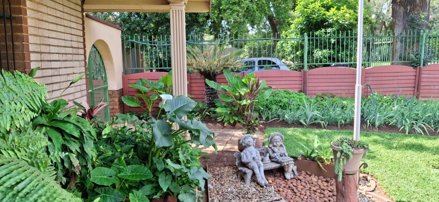 3 Bedroom Property for Sale in Sinoville Gauteng