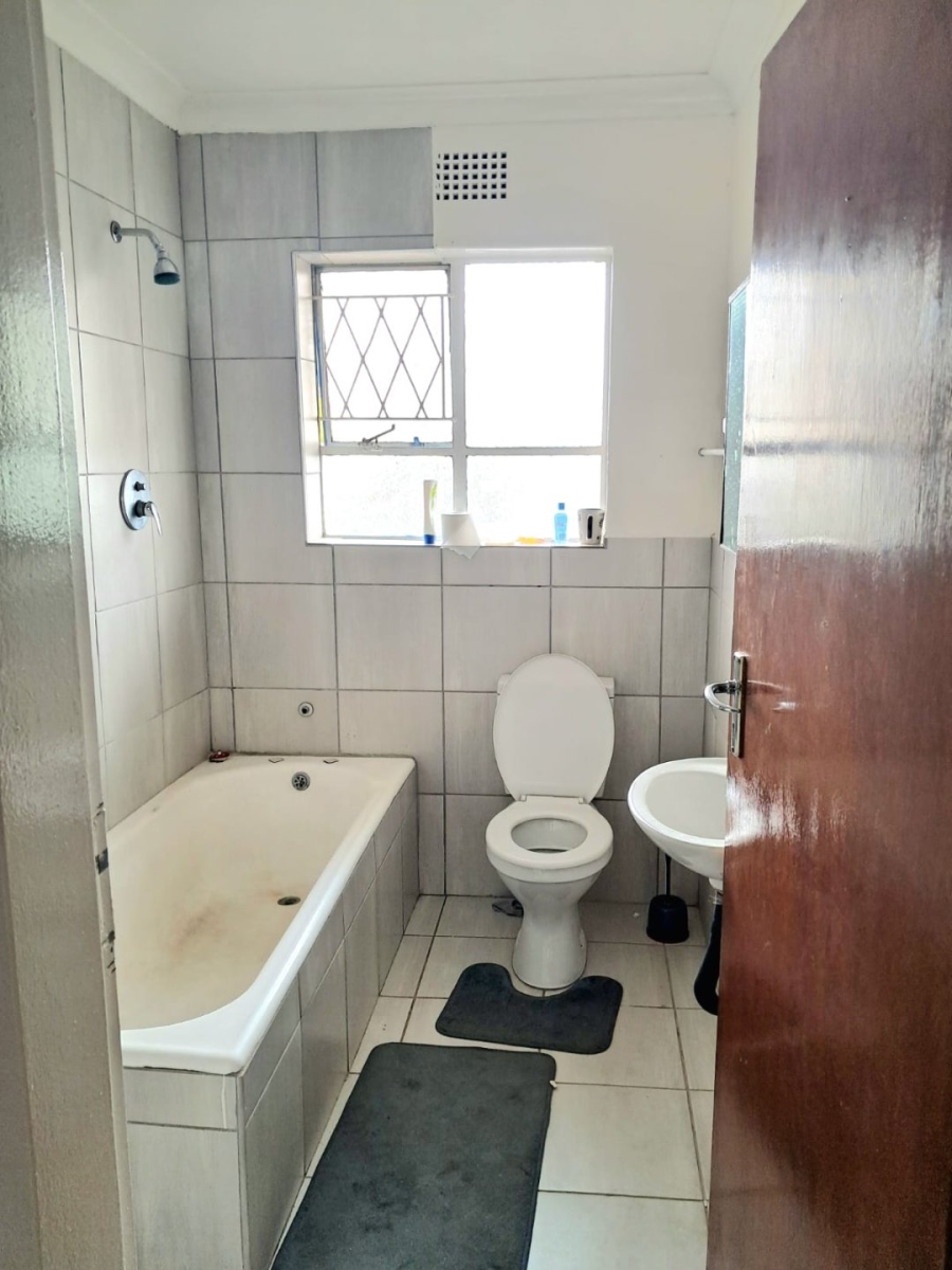 To Let  Bedroom Property for Rent in Primrose Gauteng