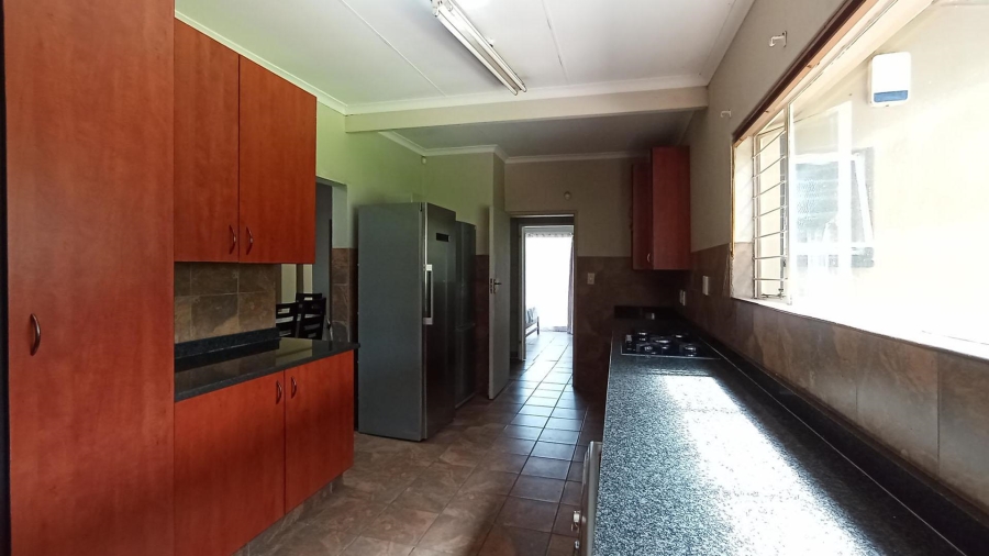 4 Bedroom Property for Sale in Waterkloof Ridge Gauteng