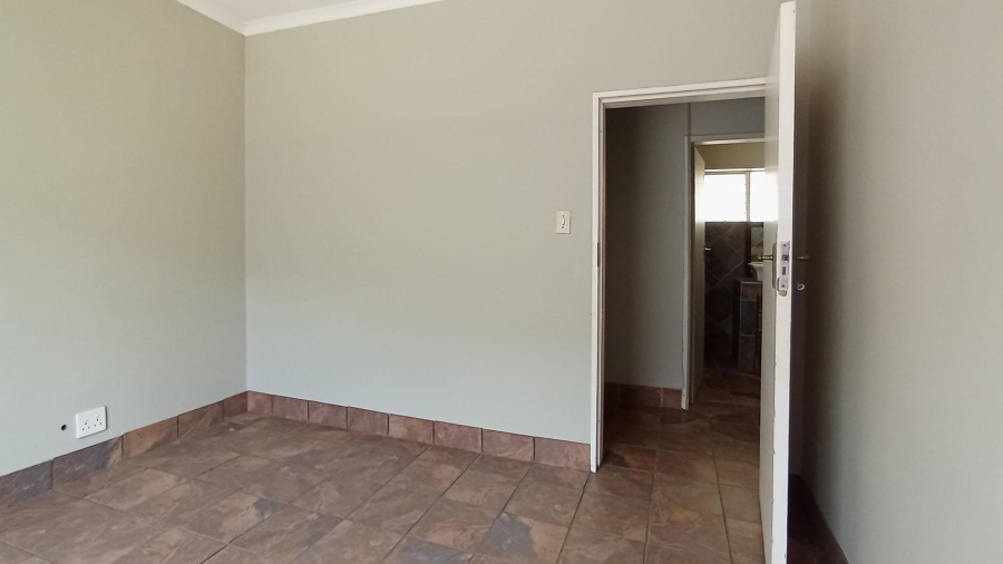 4 Bedroom Property for Sale in Waterkloof Ridge Gauteng