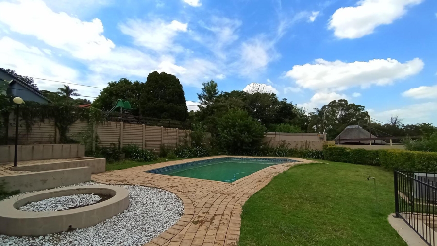 4 Bedroom Property for Sale in Waterkloof Ridge Gauteng
