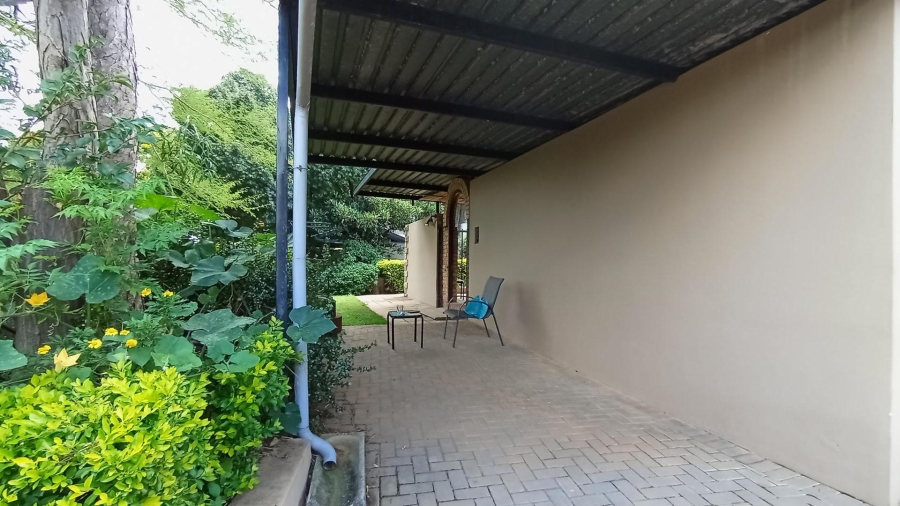 4 Bedroom Property for Sale in Waterkloof Ridge Gauteng