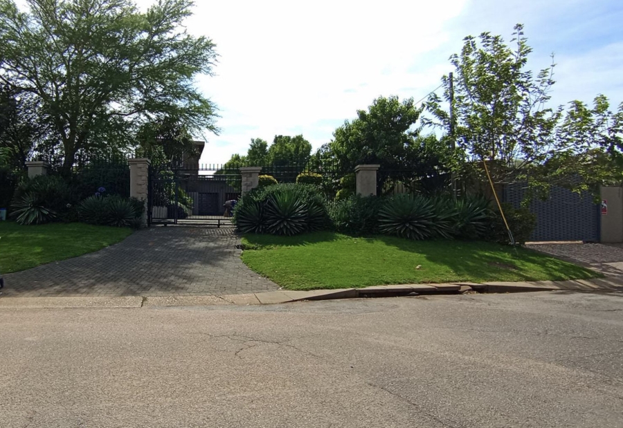 4 Bedroom Property for Sale in Waterkloof Ridge Gauteng