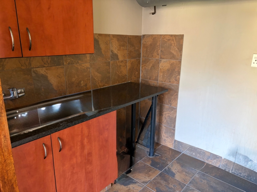 5 Bedroom Property for Sale in Waterkloof Ridge Gauteng