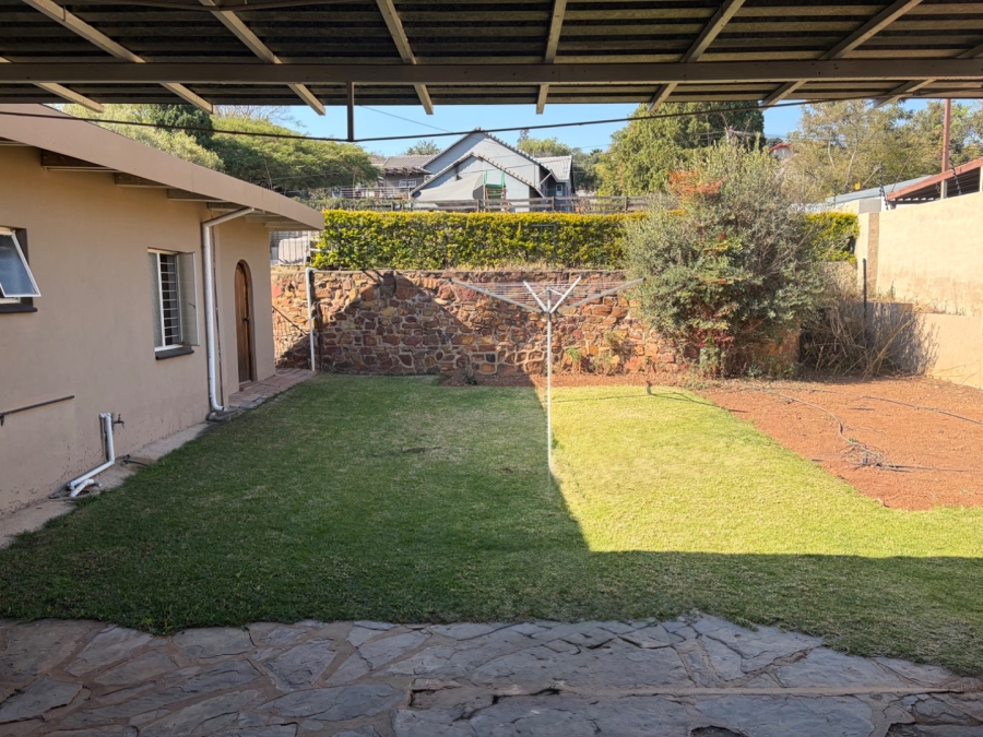 5 Bedroom Property for Sale in Waterkloof Ridge Gauteng