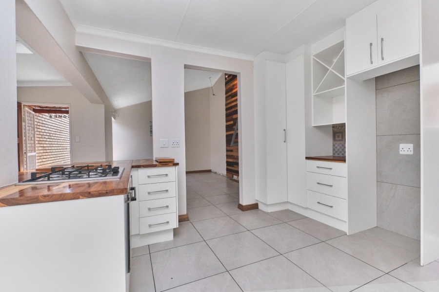 To Let 3 Bedroom Property for Rent in Allens Nek Gauteng