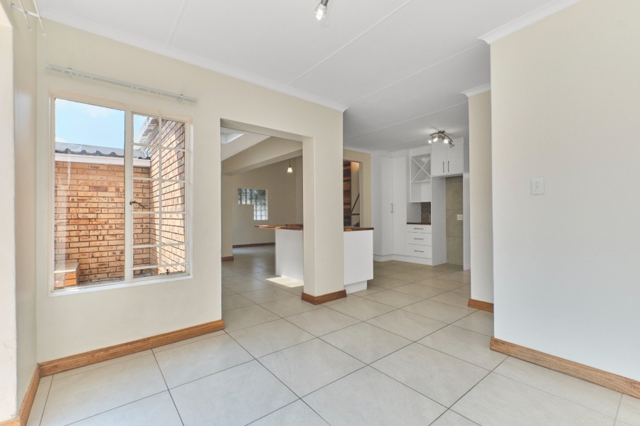 To Let 3 Bedroom Property for Rent in Allens Nek Gauteng