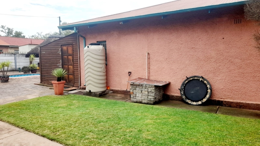 2 Bedroom Property for Sale in Vanderbijlpark CW 2 Gauteng