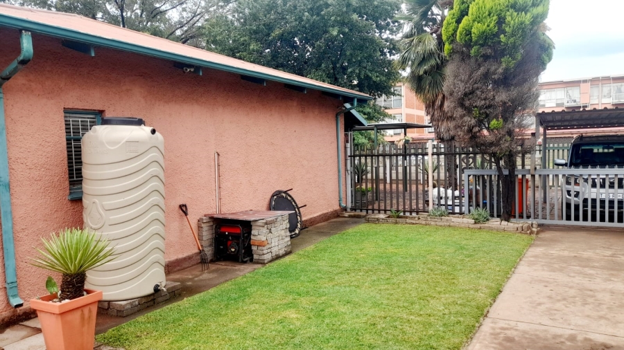 2 Bedroom Property for Sale in Vanderbijlpark CW 2 Gauteng