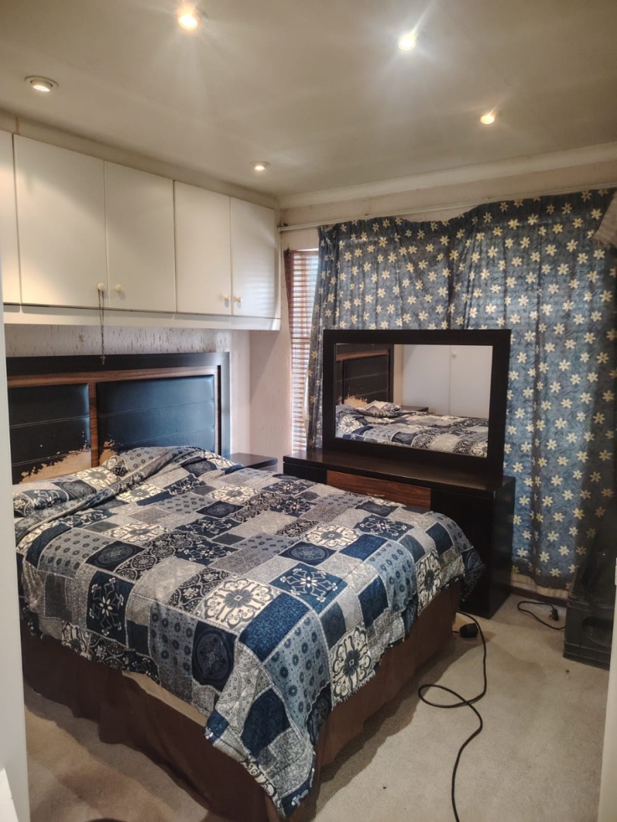 2 Bedroom Property for Sale in Vanderbijlpark SW 5 Gauteng