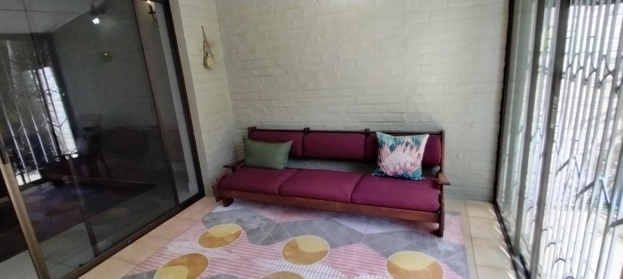 To Let 2 Bedroom Property for Rent in River Club Gauteng