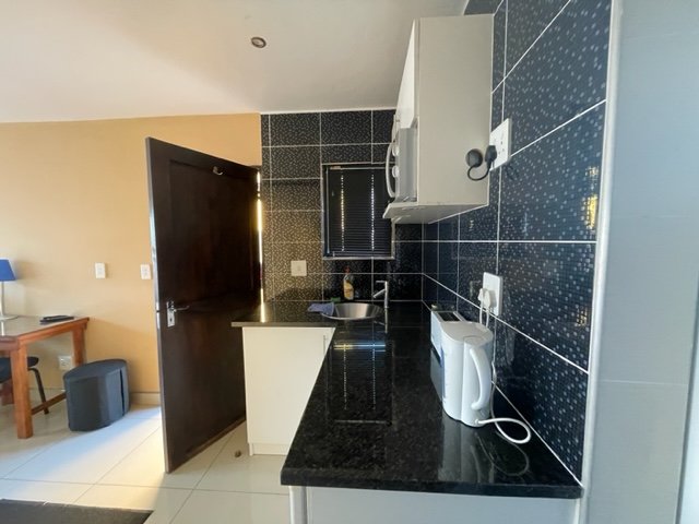 To Let 2 Bedroom Property for Rent in Auckland Park Gauteng