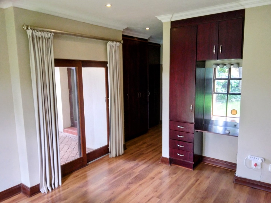 To Let 4 Bedroom Property for Rent in Waterkloof Ridge Gauteng