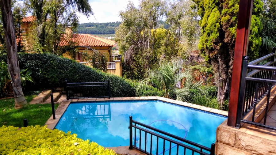 To Let 4 Bedroom Property for Rent in Waterkloof Ridge Gauteng