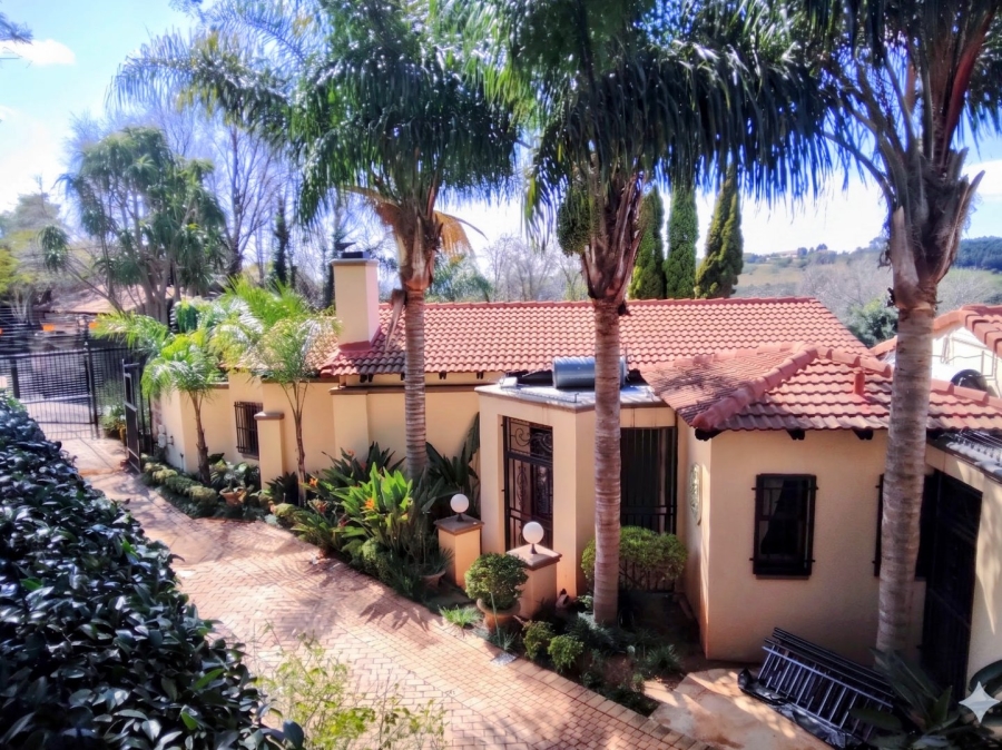 To Let 4 Bedroom Property for Rent in Waterkloof Ridge Gauteng