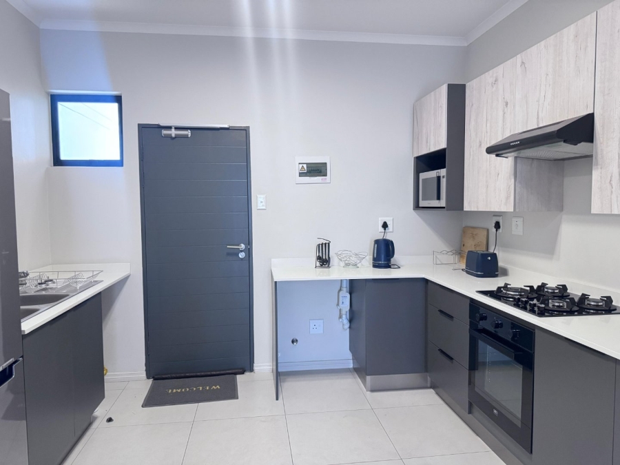 To Let 2 Bedroom Property for Rent in Halfway Gardens Gauteng