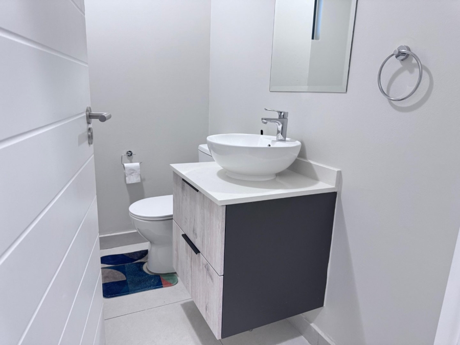 To Let 2 Bedroom Property for Rent in Halfway Gardens Gauteng