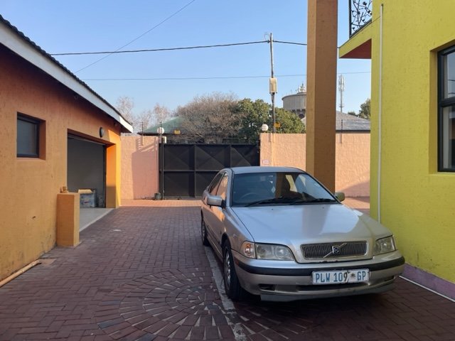 To Let 1 Bedroom Property for Rent in Auckland Park Gauteng