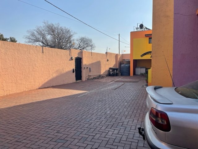 To Let 1 Bedroom Property for Rent in Auckland Park Gauteng