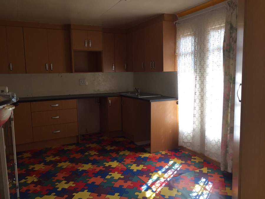 To Let 1 Bedroom Property for Rent in Elandspark Gauteng