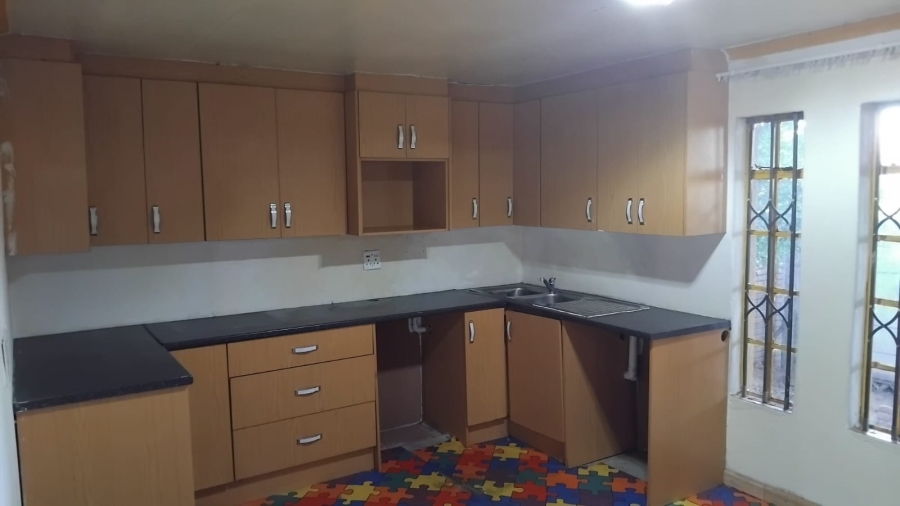 To Let 1 Bedroom Property for Rent in Elandspark Gauteng