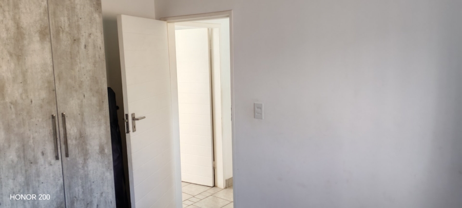 4 Bedroom Property for Sale in Monavoni Gauteng