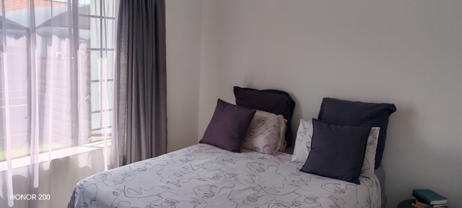 4 Bedroom Property for Sale in Monavoni Gauteng