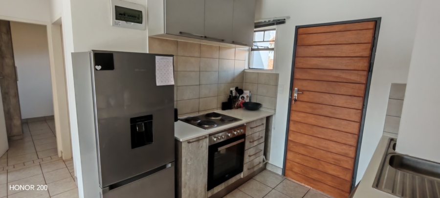 4 Bedroom Property for Sale in Monavoni Gauteng