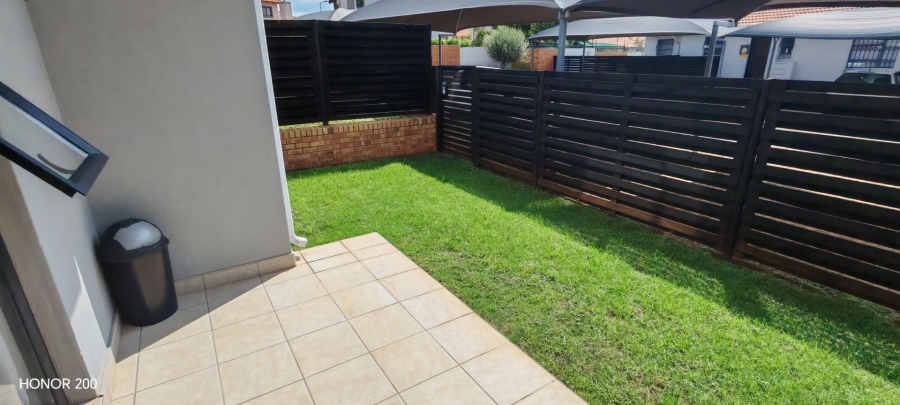 4 Bedroom Property for Sale in Monavoni Gauteng