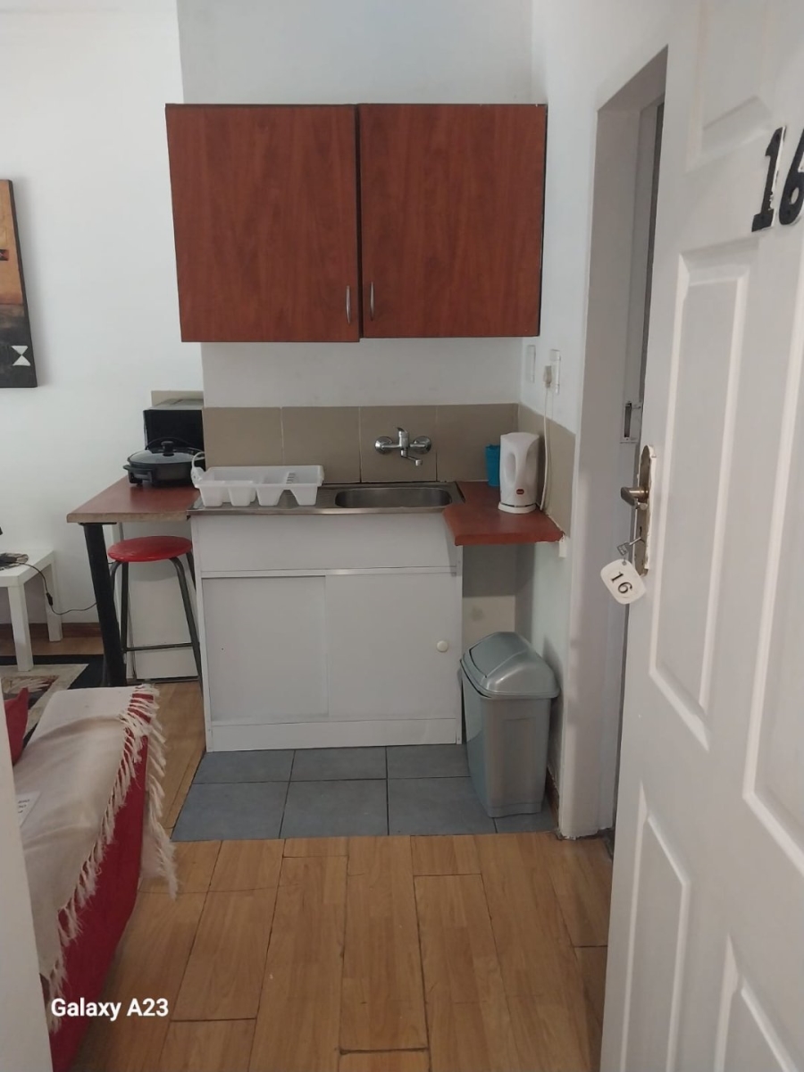 To Let 1 Bedroom Property for Rent in Sandton Central Gauteng