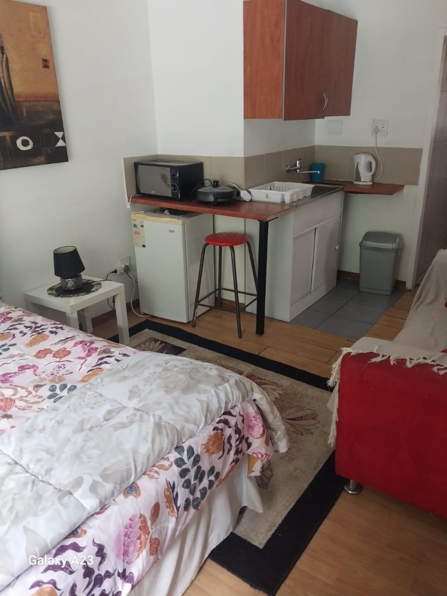 To Let 1 Bedroom Property for Rent in Sandton Central Gauteng