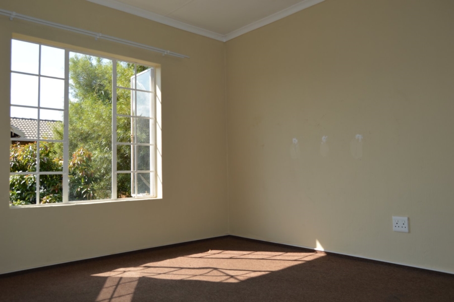 3 Bedroom Property for Sale in Strubensvallei Gauteng