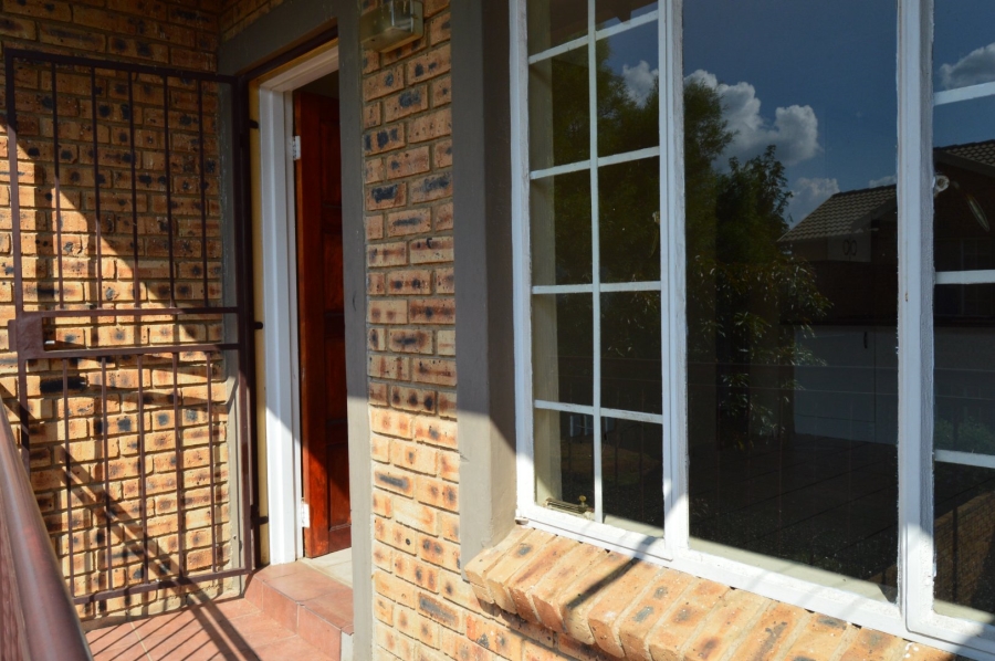 3 Bedroom Property for Sale in Strubensvallei Gauteng