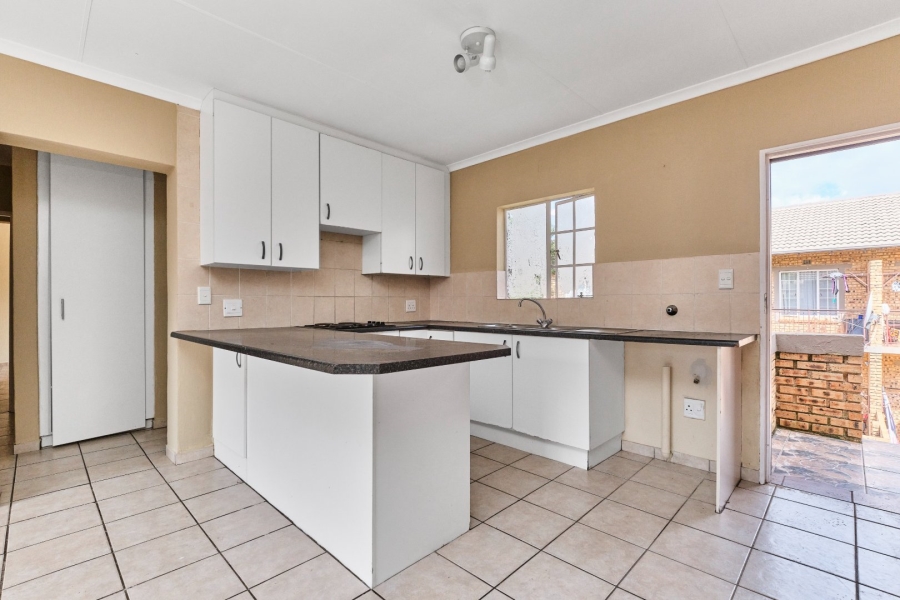 3 Bedroom Property for Sale in Strubensvallei Gauteng