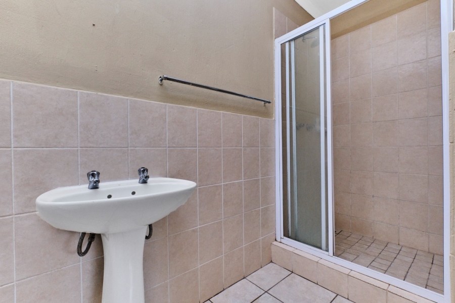 3 Bedroom Property for Sale in Strubensvallei Gauteng