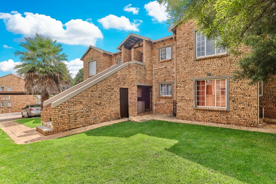 3 Bedroom Property for Sale in Strubensvallei Gauteng