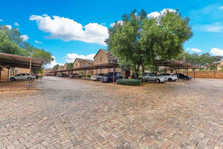 3 Bedroom Property for Sale in Strubensvallei Gauteng