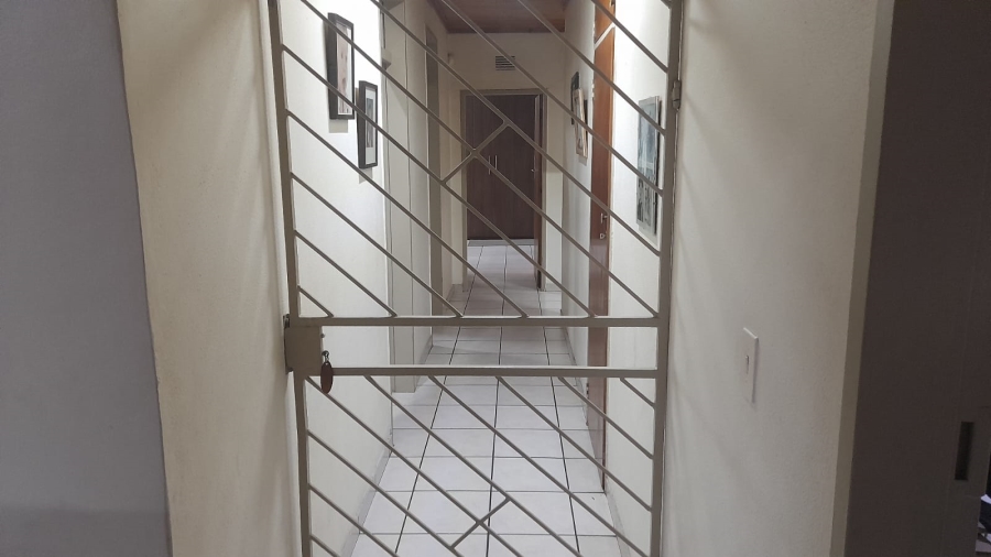 3 Bedroom Property for Sale in Vanderbijlpark SE 7 Gauteng