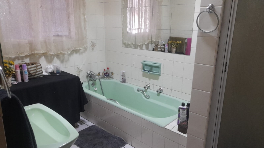 3 Bedroom Property for Sale in Vanderbijlpark SE 7 Gauteng