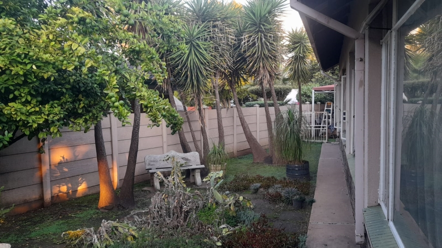 3 Bedroom Property for Sale in Vanderbijlpark SE 7 Gauteng