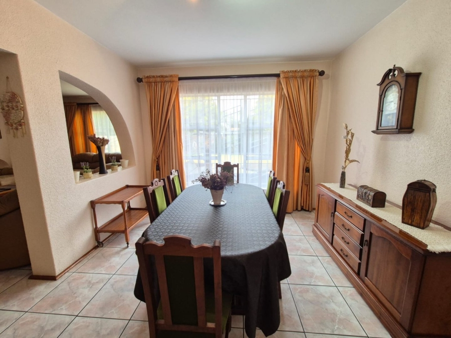 4 Bedroom Property for Sale in Vanderbijlpark SE 3 Gauteng