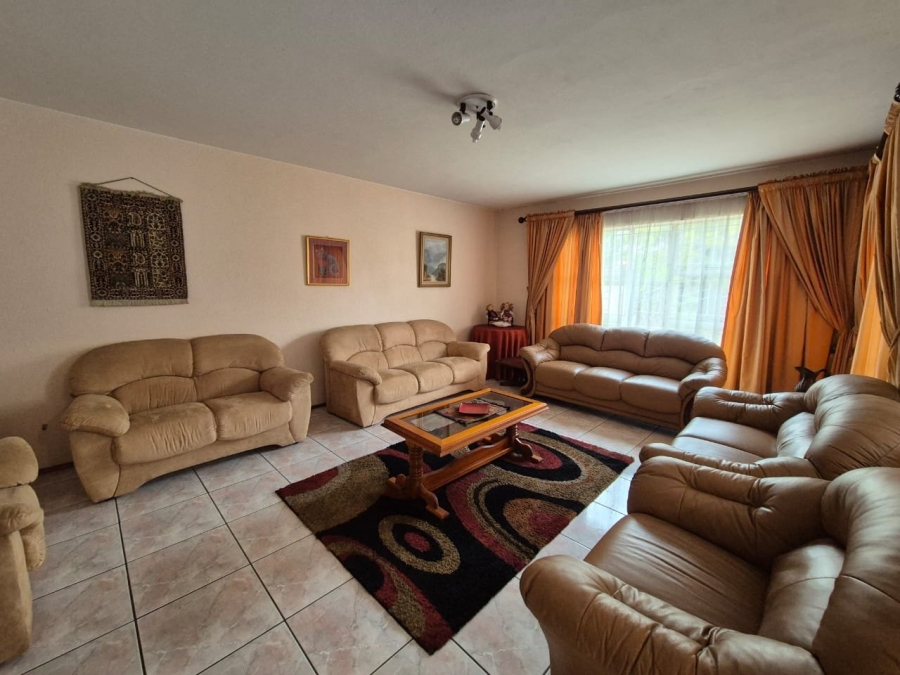 4 Bedroom Property for Sale in Vanderbijlpark SE 3 Gauteng