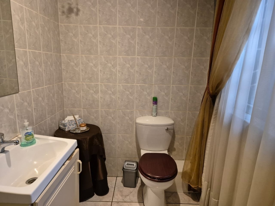 4 Bedroom Property for Sale in Vanderbijlpark SE 3 Gauteng