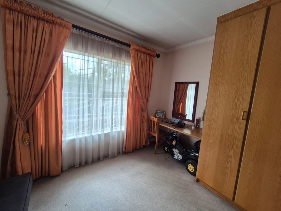 4 Bedroom Property for Sale in Vanderbijlpark SE 3 Gauteng