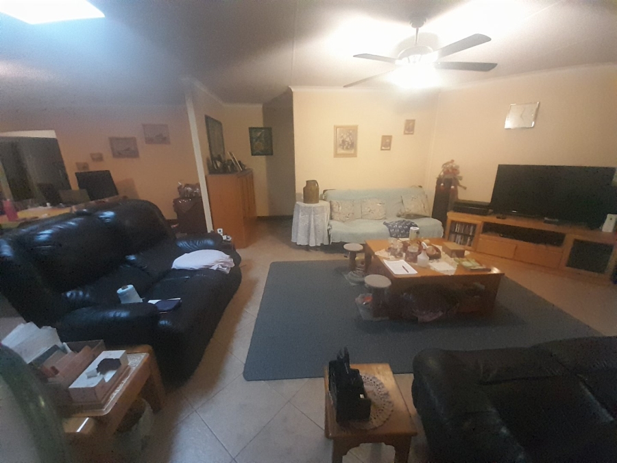 5 Bedroom Property for Sale in Lyttelton Manor Gauteng